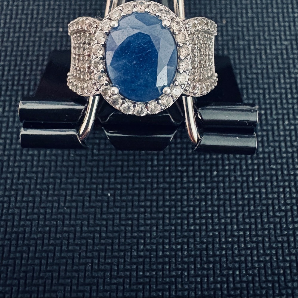 Elegant 4 CT Raw Sapphire Ring in Silver with Diamond Accents